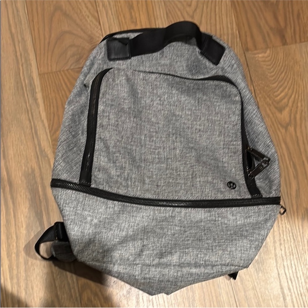 Lululemon Gray backpack